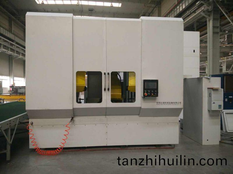 異型筦(guan)鋸切(qie)數(shù)控機(jī)(ji)牀